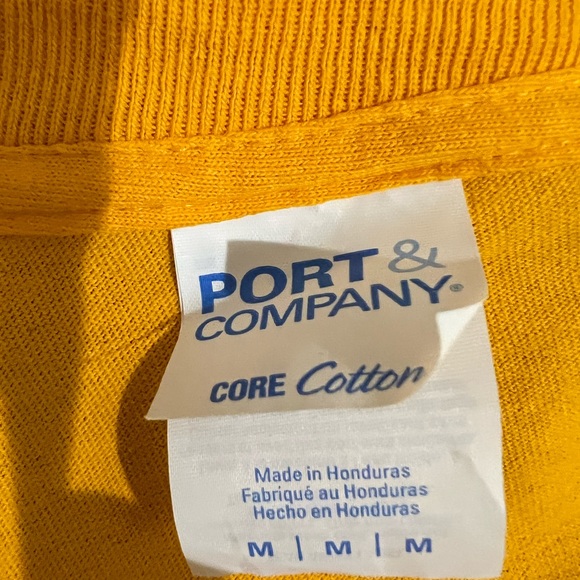 Mc Donald crispy chicken sandwich shirts medium yellow - Picture 5 of 8